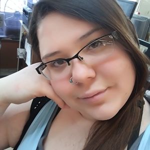 Meet your Posher, Ivy